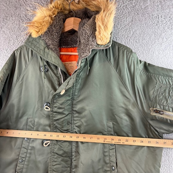 Vintage N3-B Army Green Hooded Fur Trim Hooded Puffer Jacket Coat Mens Sz 44 - Picture 9 of 16